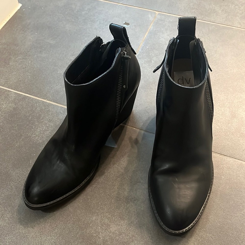 Dolce Vida Ankle Boots- Black-Size 10